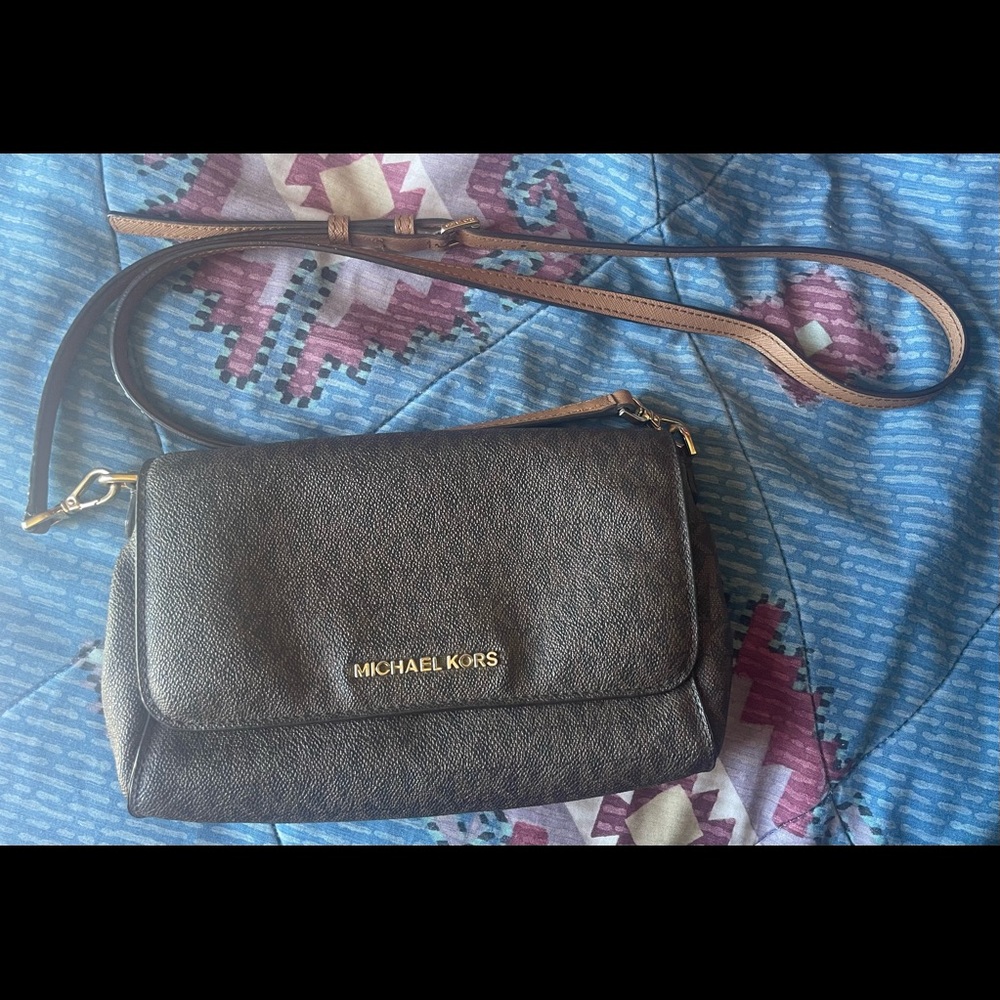 Michael Kors Medium Logo Convertible Crossbody Bag
